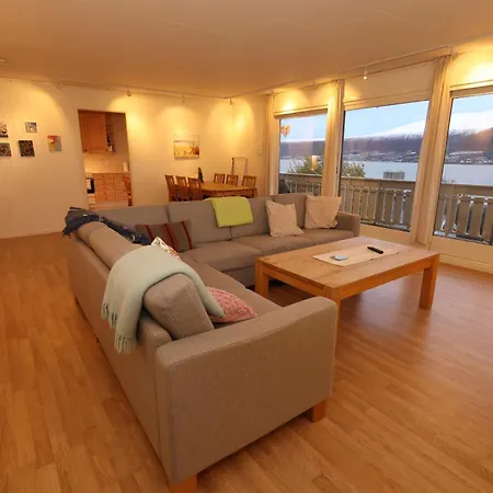 View, Good Location, 1 Bed Tromsø